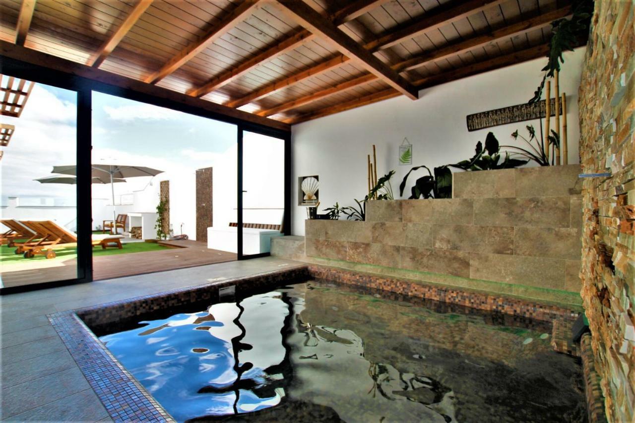 ティアス Holiday House And Spa Lanzaroteヴィラ エクステリア 写真